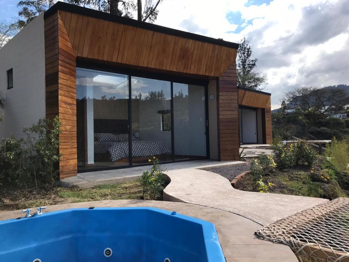 Nayon Xtreme Valley Hotel Quito Exterior photo