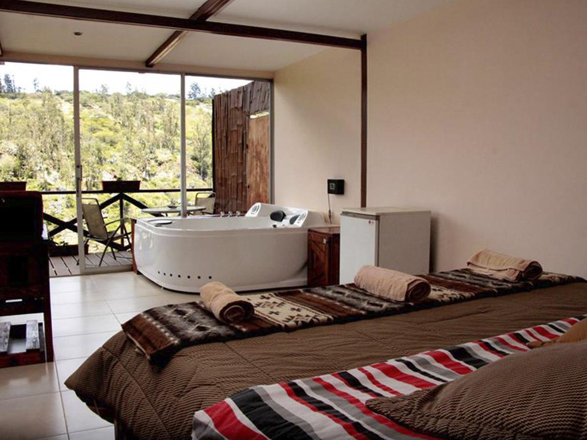 Nayon Xtreme Valley Hotel Quito Exterior photo