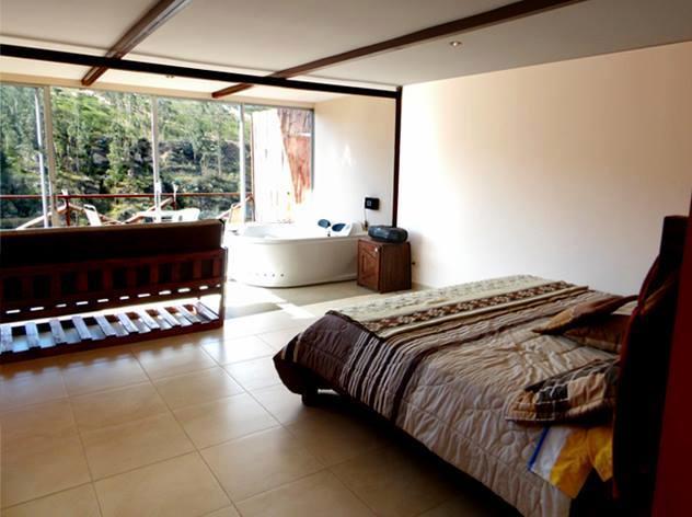 Nayon Xtreme Valley Hotel Quito Exterior photo