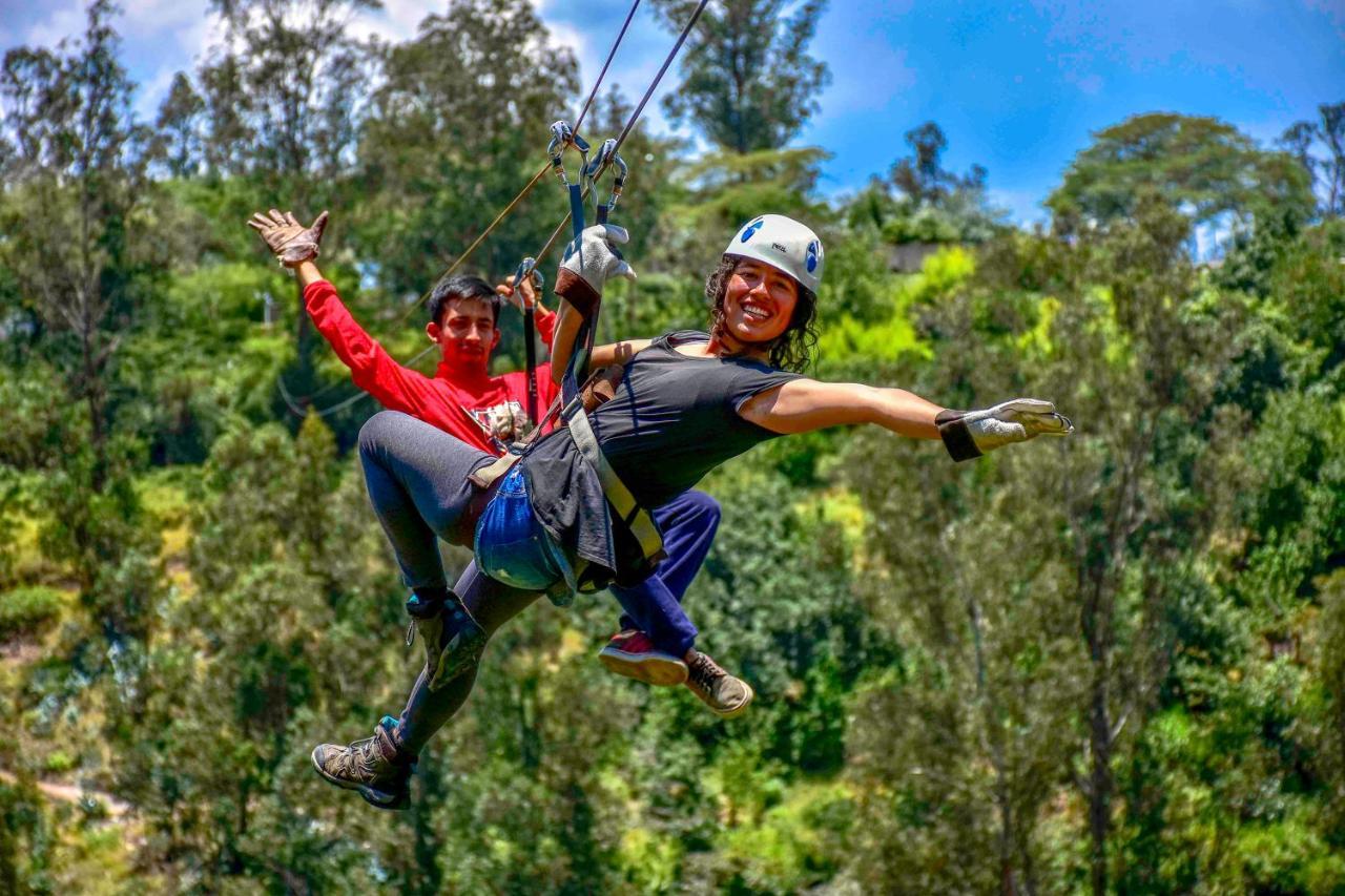 Nayon Xtreme Valley Hotel Quito Exterior photo
